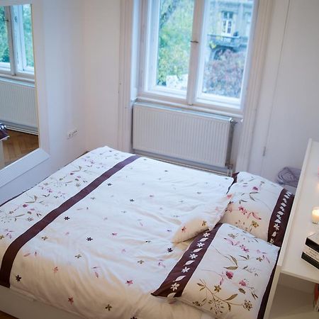 Jokai Ter Appartement Boedapest Buitenkant foto
